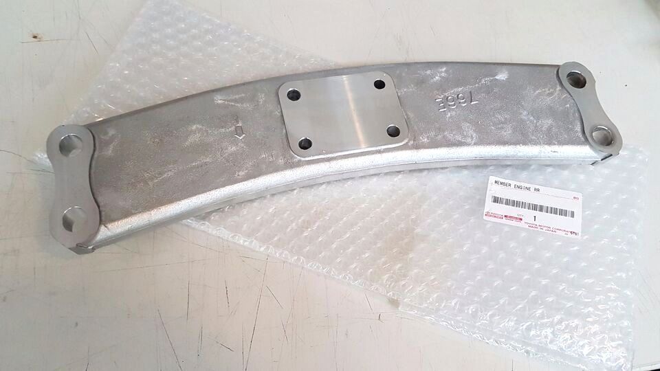 新品 トヨタ純正 80 スープラ エンジンリヤマウンティング メンバー  