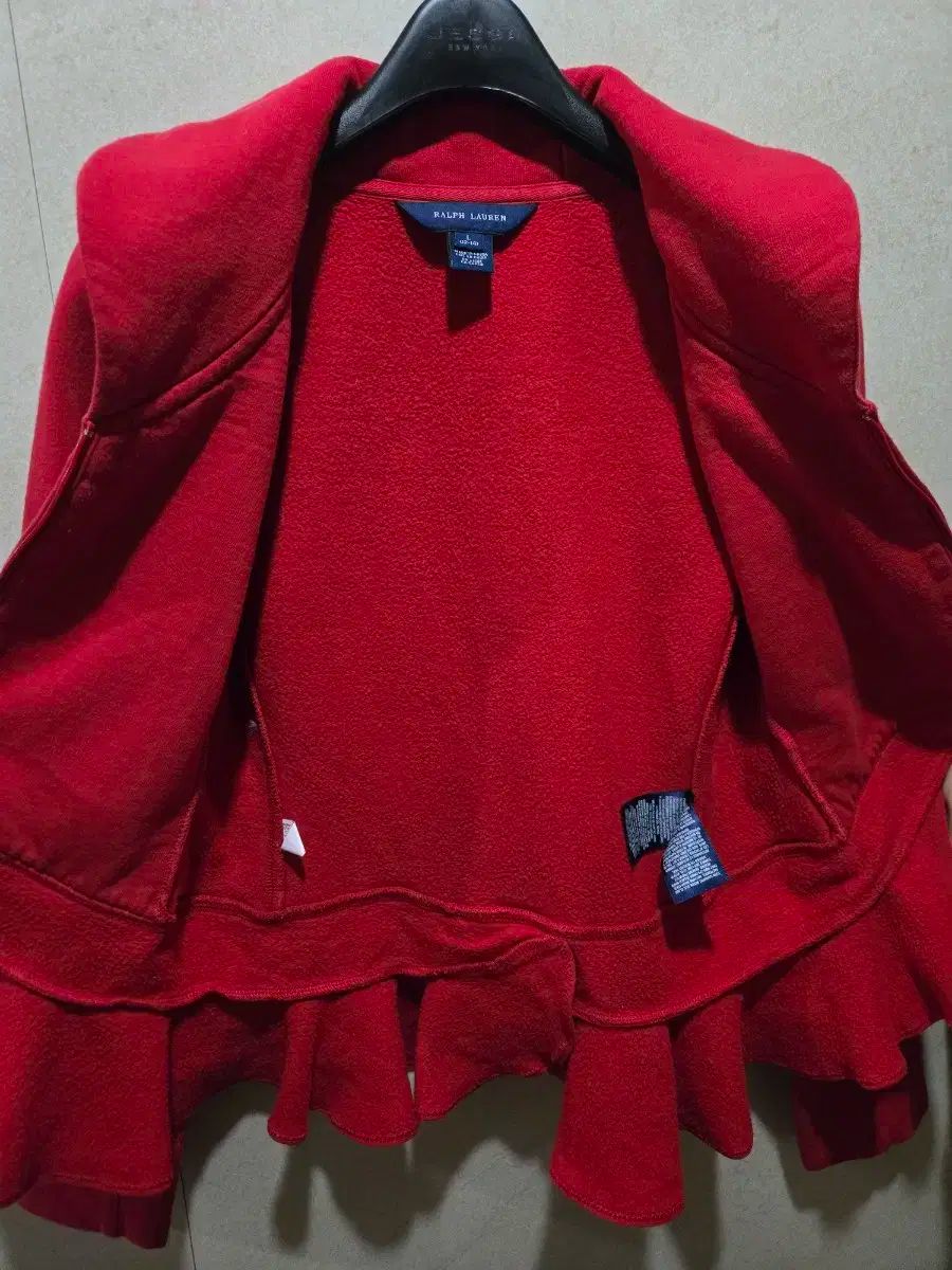 ジップアップ フリルカーディガン