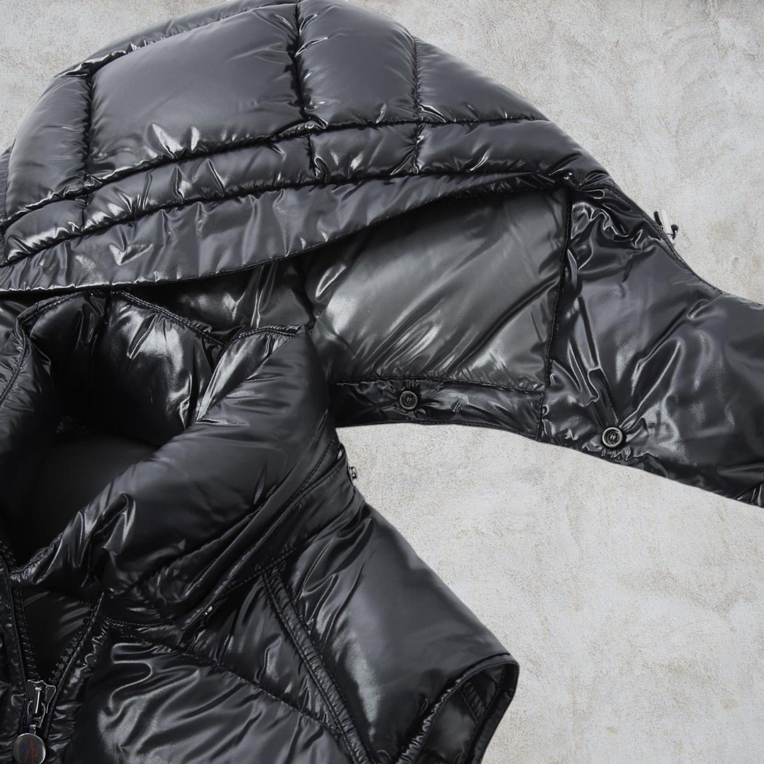 定価22万円☆新品未使用タグ付き☆ MONCLER BORMES ボルム ダウン