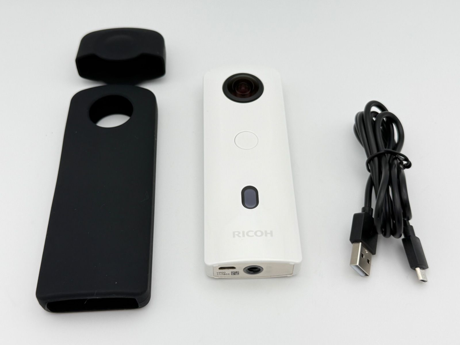 【超美品・送料込み】リコー THETA SC2 全天球カメラ ホワイト Amazon.co.jp: 【整備済み品】 RICOH THETA SC2 WHITE ホワイト 360度