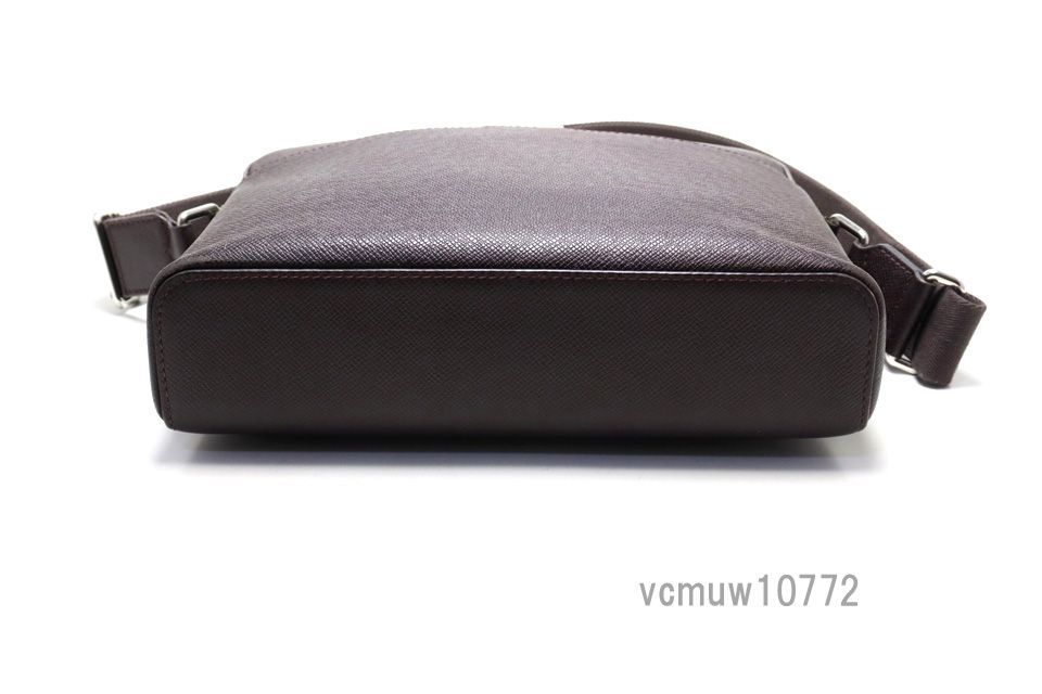 ルイヴィトン タイガ アントン メッセンジャーPM アルドワーズ M33427 楽天市場】ルイヴィトン バッグ メンズ アントンメッセンジャーPM