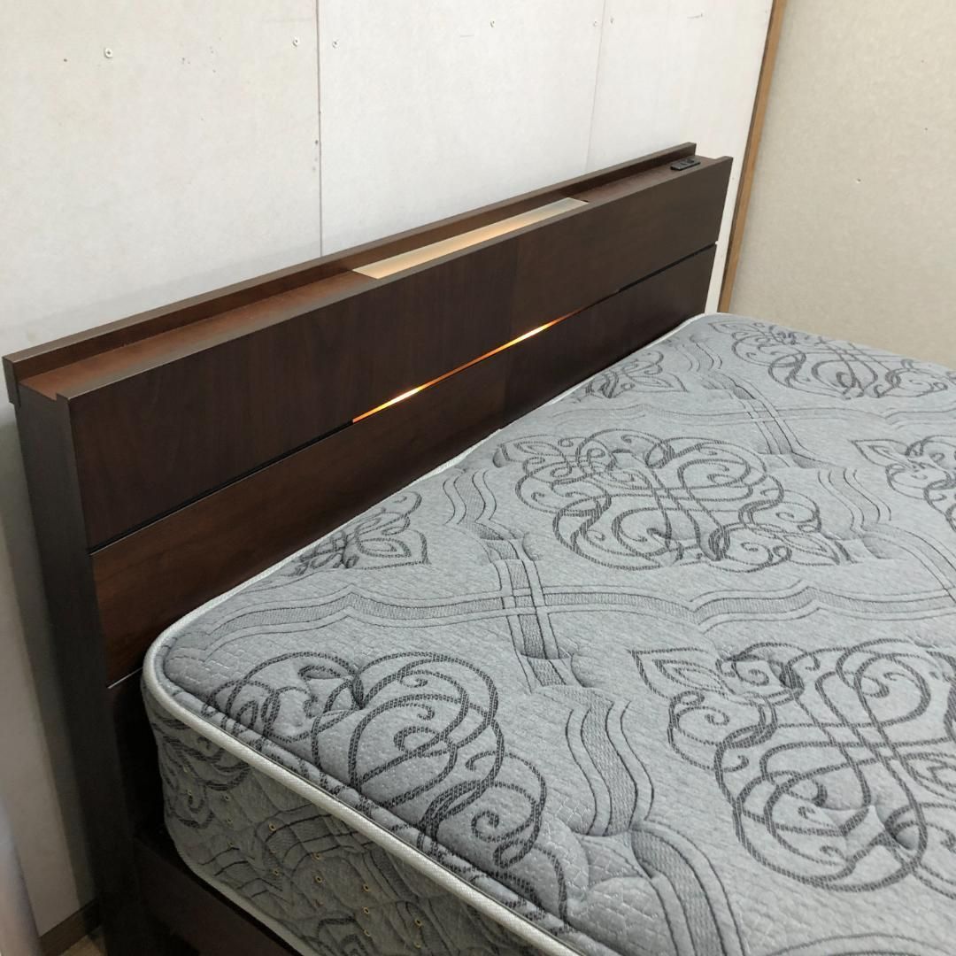 マットレス　dream bed ダブルサイズ　最終値下げ 超美品 サータ × ドリームベッド ダブルベッド 照明付きフレーム