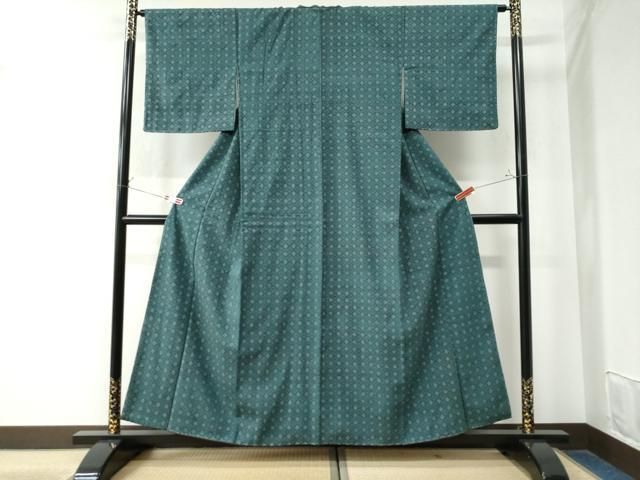 平和屋着物●結城紬ちぢみ　舞花文　正絹　逸品　未使用　CAAW8445yc 平和屋着物○結城紬ちぢみ 舞花文 正絹 逸品 未使用 CAAW8445yc - メルカリ