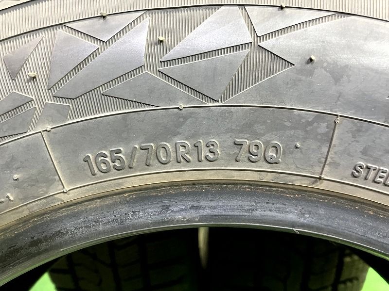 70R13 4本