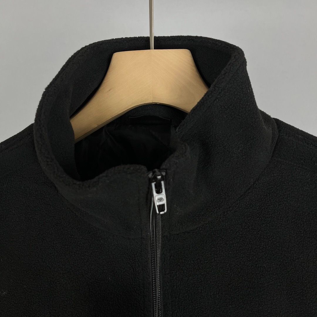 BALENCIAGA ブラック フルジップ ジャンパー - メルカリ