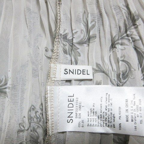 スナイデル SNIDEL 美品 23SS プリーツオーナメントプリント