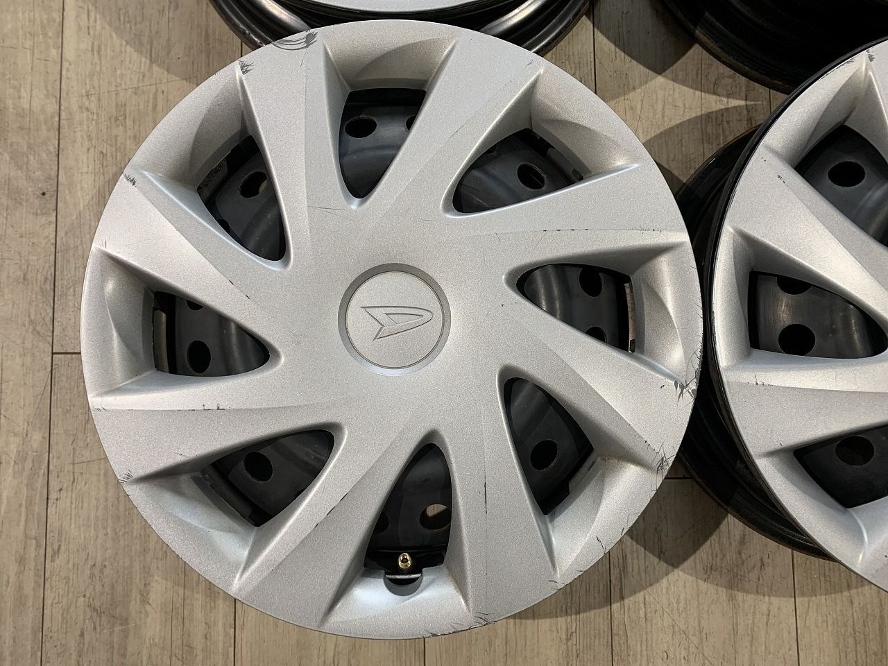 ダイハツ純正14インチ4本セットスチールホイール鉄ホイール