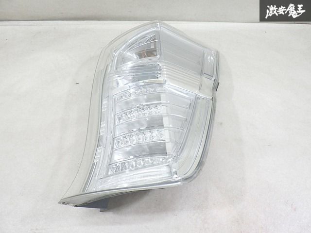 ステップワゴンスパーダ RK5 RK6 テールランプセット W0587 ステップワゴンスパーダ RK5 RK6 テールランプセット W0587 送料