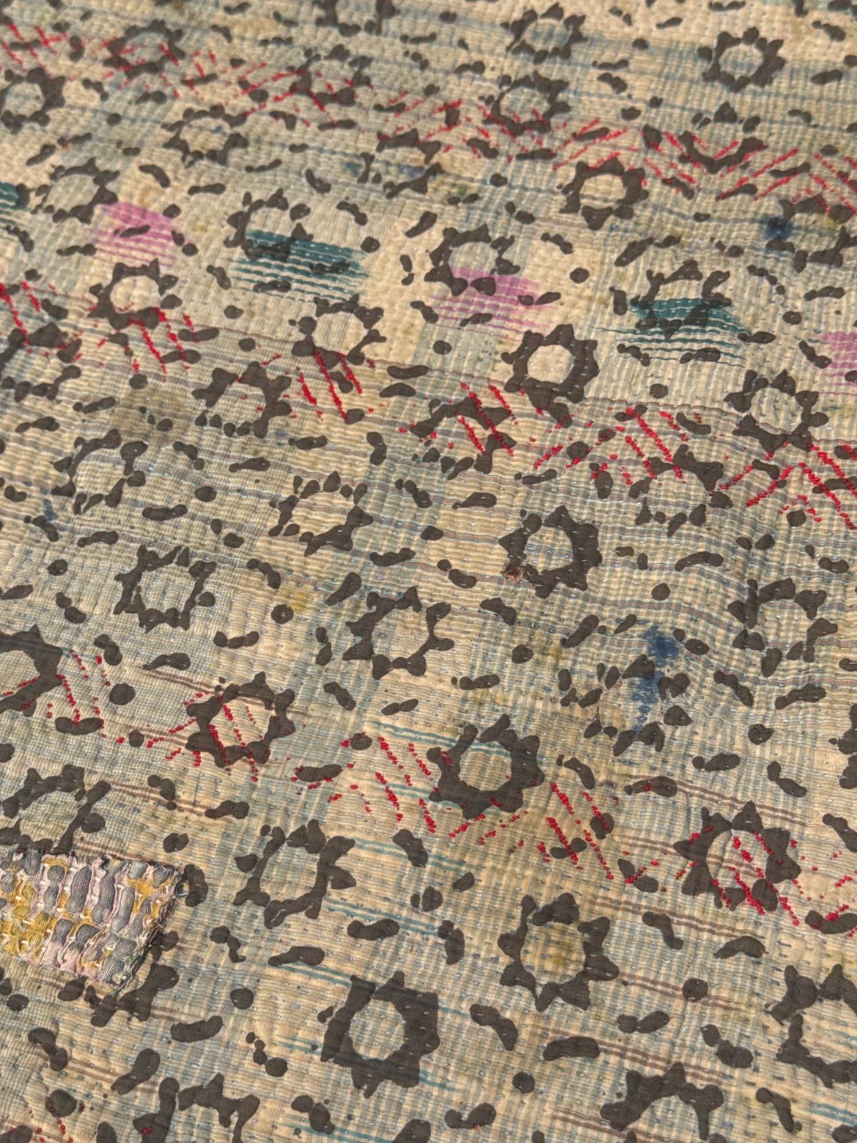 カンタ刺繍 グドゥリー