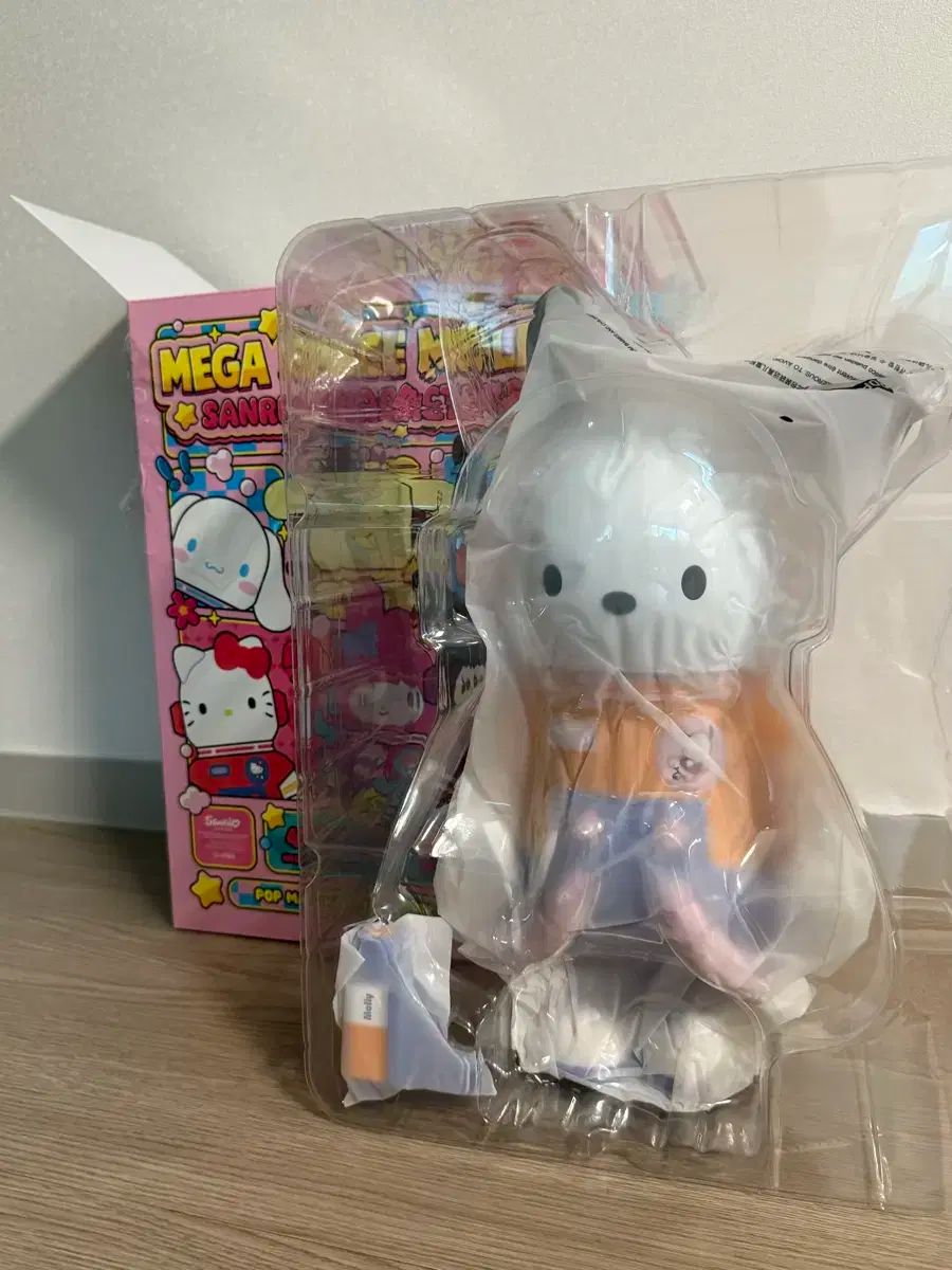 MEGAコレクション400% SPACE MOLLY サンリオ ポチャッコ Pop Mart Mega Space Molly Sanrio Characters Series Pochacco