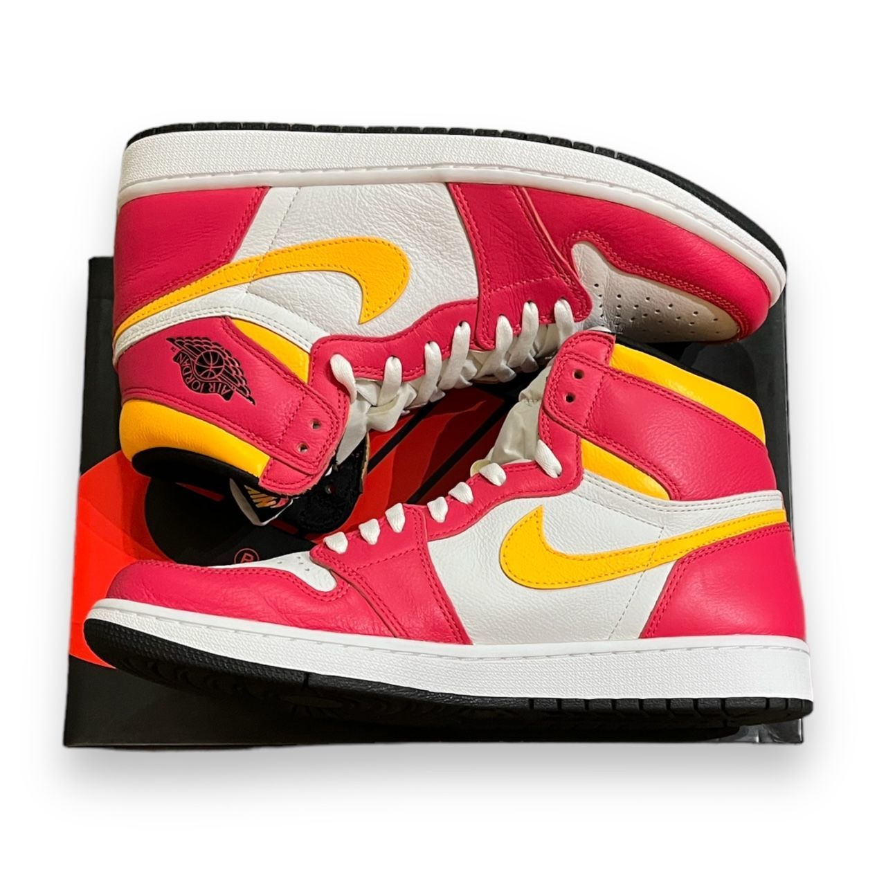 美品 国内正規 NIKE AIR JORDAN 1 RETRO HIGH OG LIGHT FUSION RED