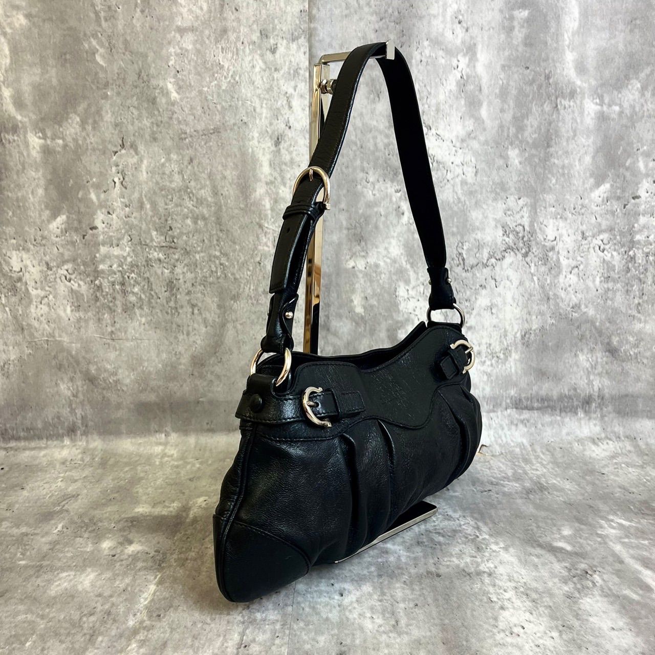 ✨極美品✨ Salvatore Ferragamo サルヴァトーレフェラガモ ショルダー 