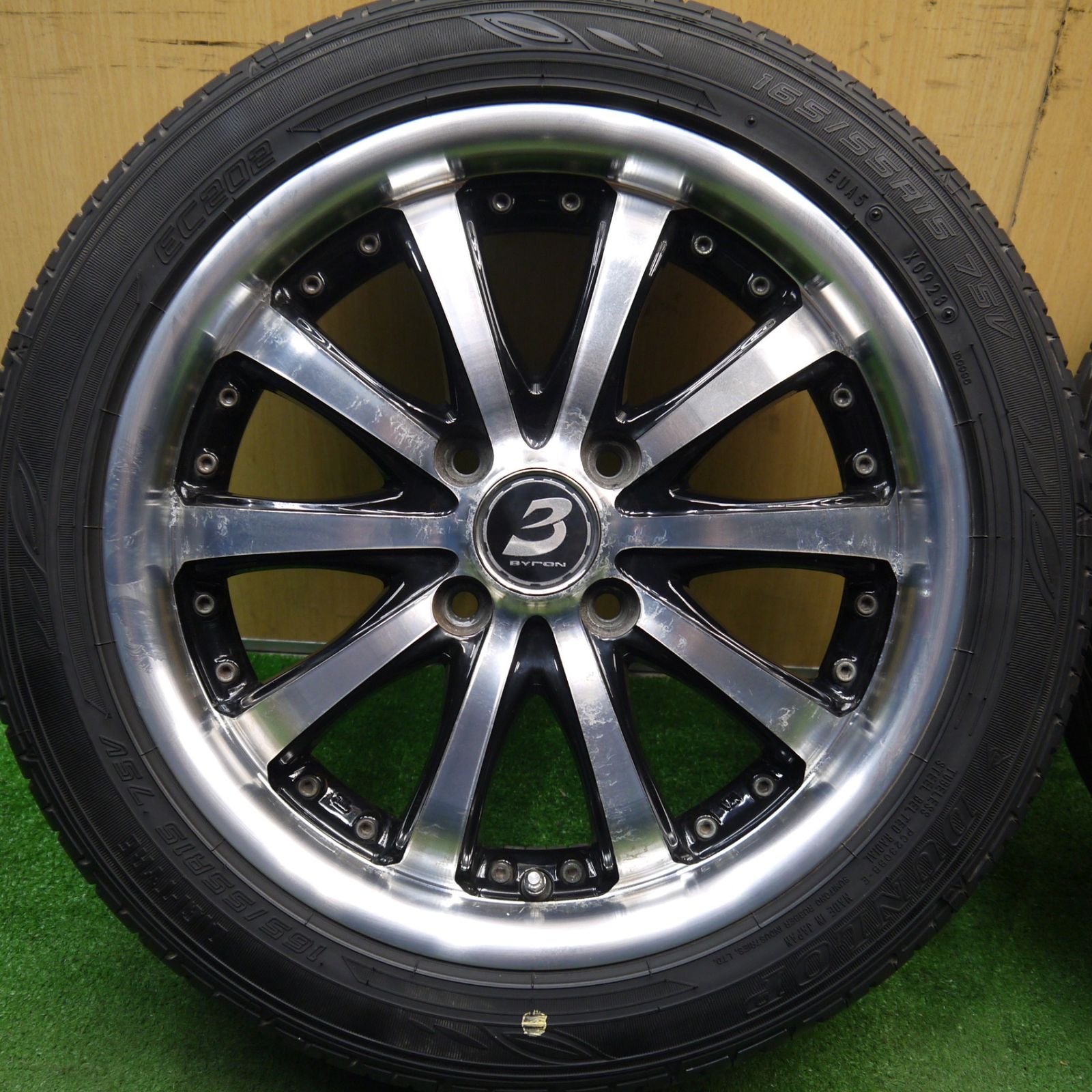 LOXARNY SPORT 165/55R15 ダンロップ EC202 バリ溝！23年！9.5分☆LOXARNY EX BYRON STINGER 165/55R15 ダンロップ
