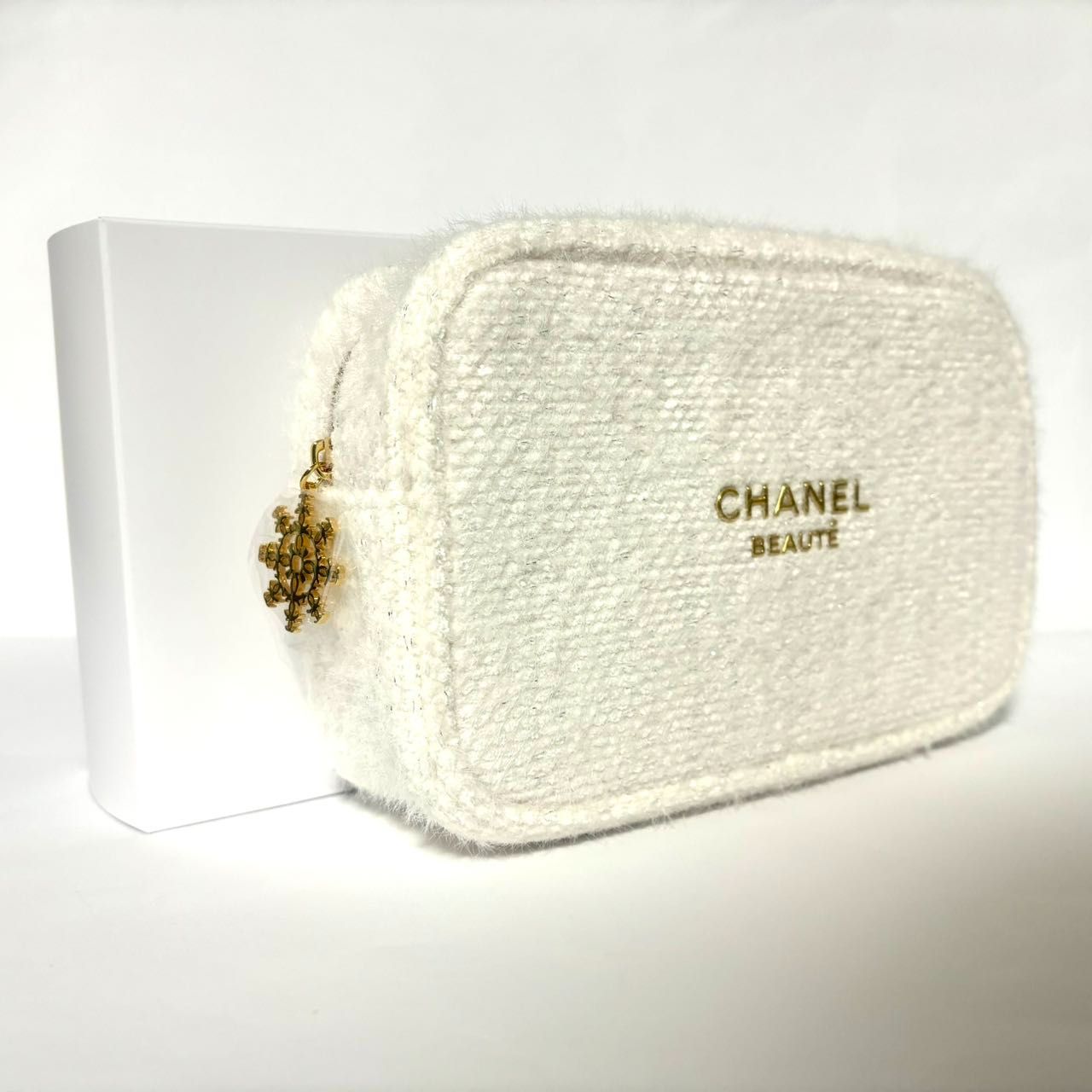 完売品CHANEL シャネル トータル ルック クリスマスコフレポーチ