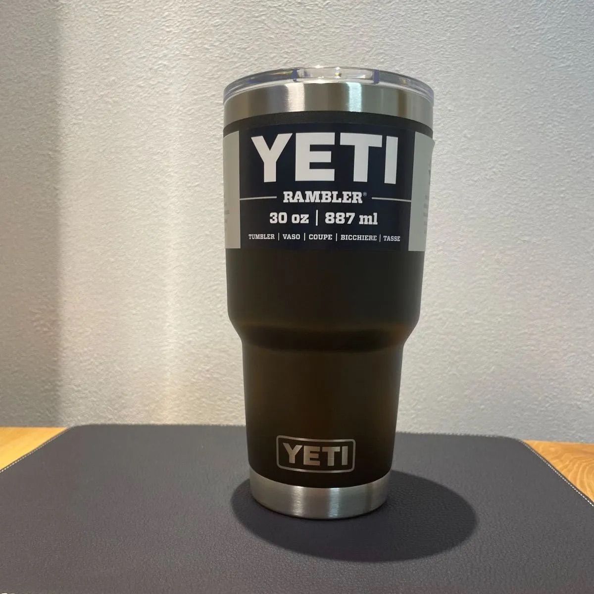 日本未発売 YETI × Backcountry RAMBLER 30 oz - 食器