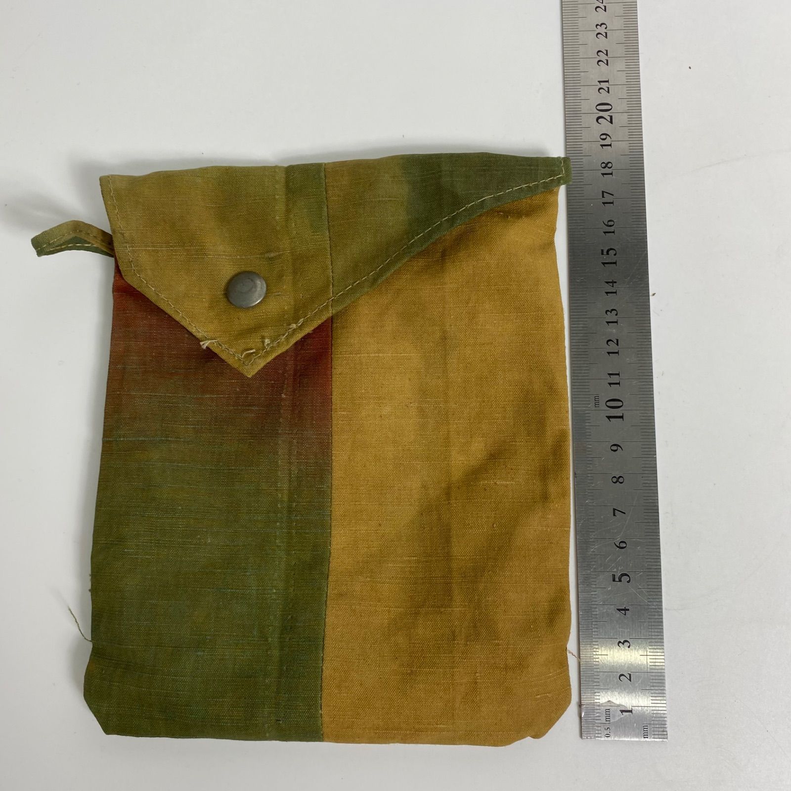 戦前資料 聖勅抄＆旧日本軍 貴重品袋 セット 軍用装備 軍事遺品 歴史