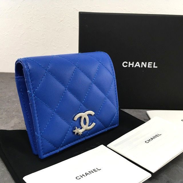 141 送料込み ♥品 CHANEL コンパクトウォレット スターココマーク き