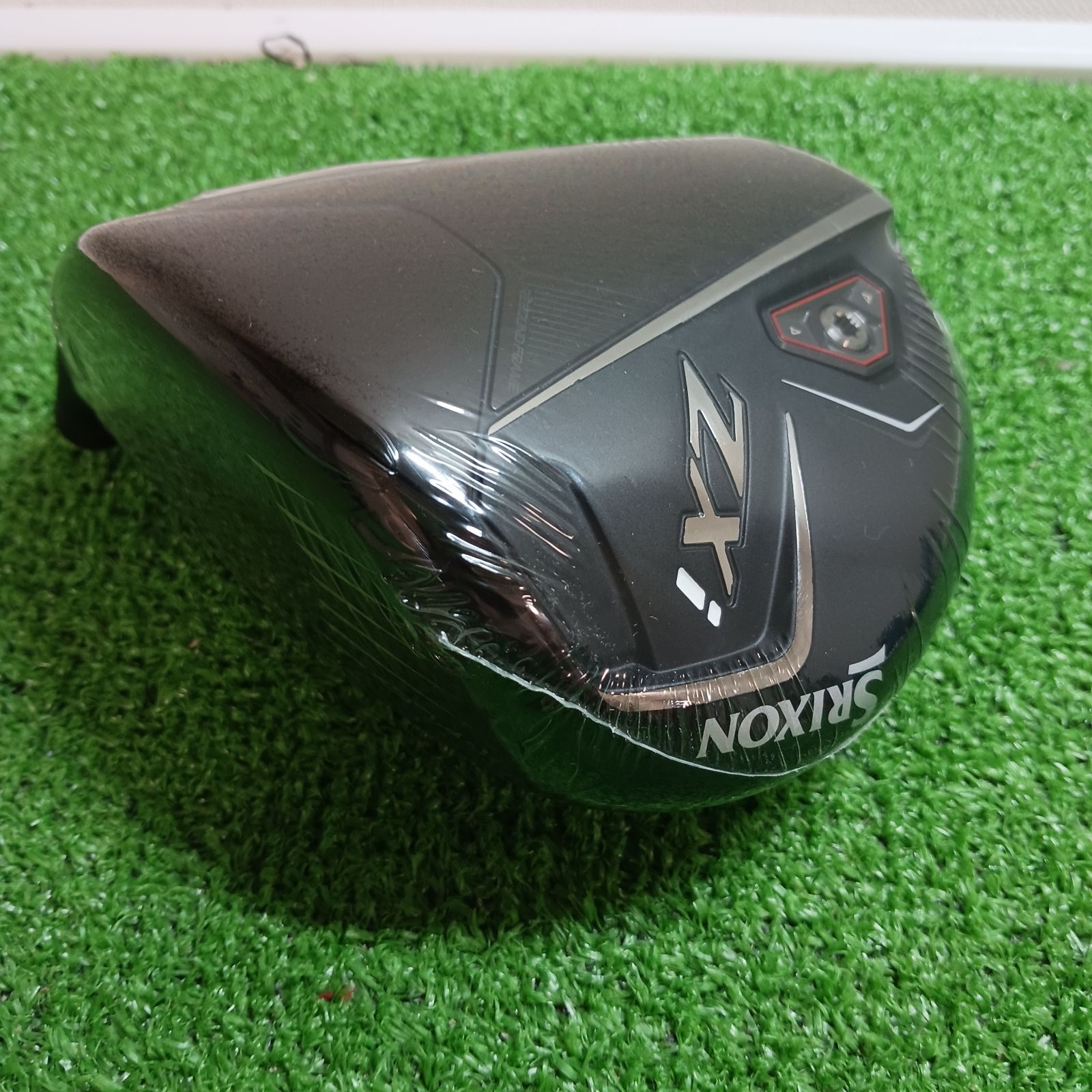 ☆新品☆スリクソン ZXI ドライバー 9°ヘッドのみ【1463】 ZXi