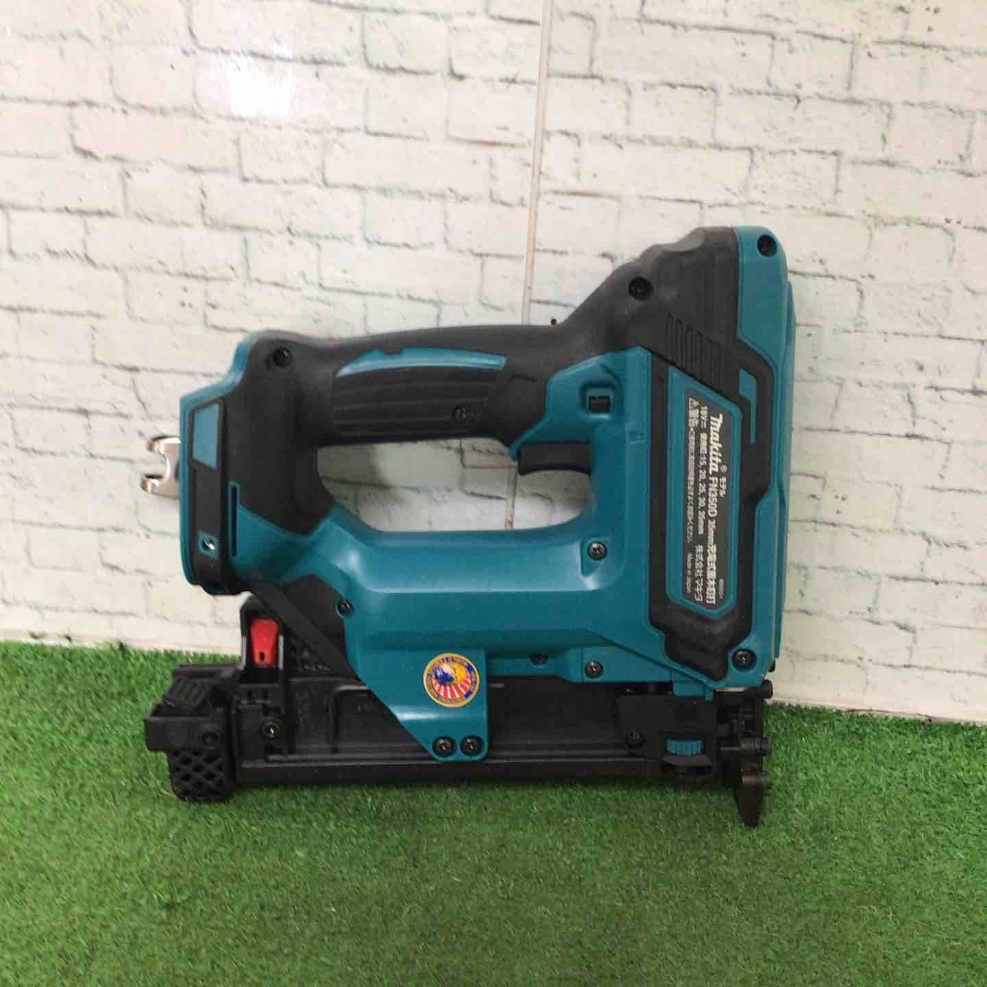 マキタ 充電式35mm面木釘打ち機 FN350DZ 町田店