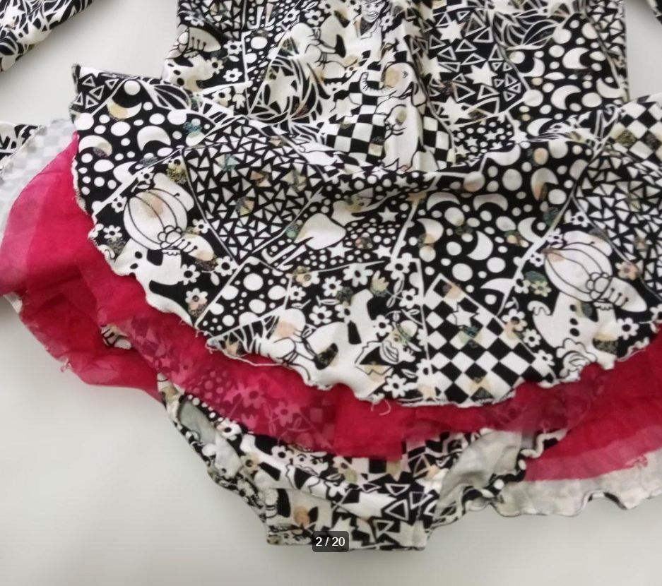 お洒落衣装 伸縮性あり