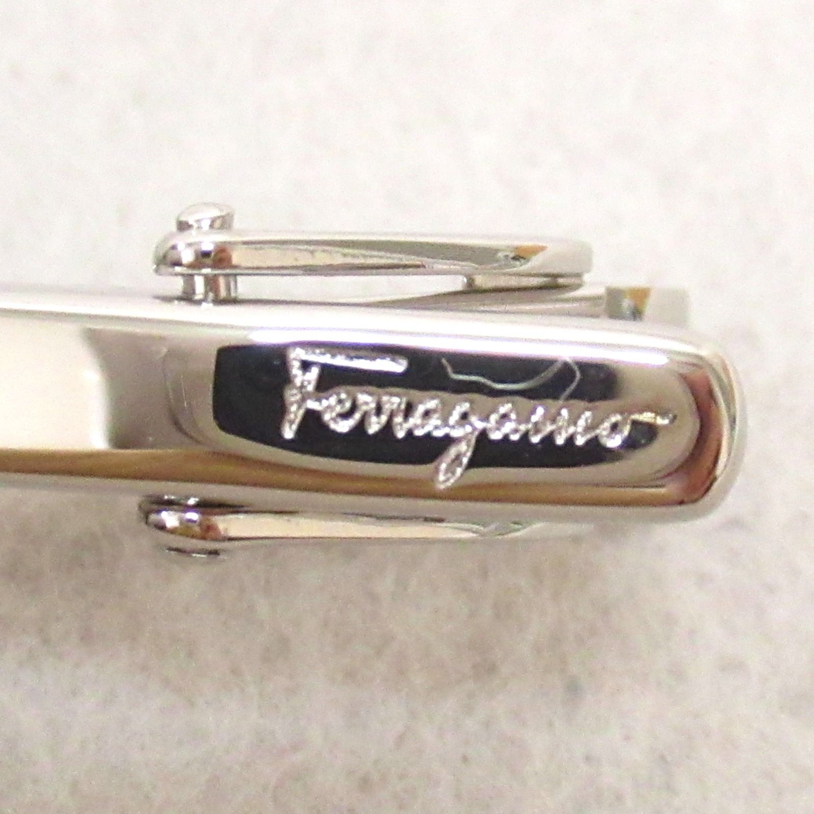 【ひろぽん】フェラガモ　タイピン Amazon | (フェラガモ) FERRAGAMO タイピン NEWロゴ（タイバー