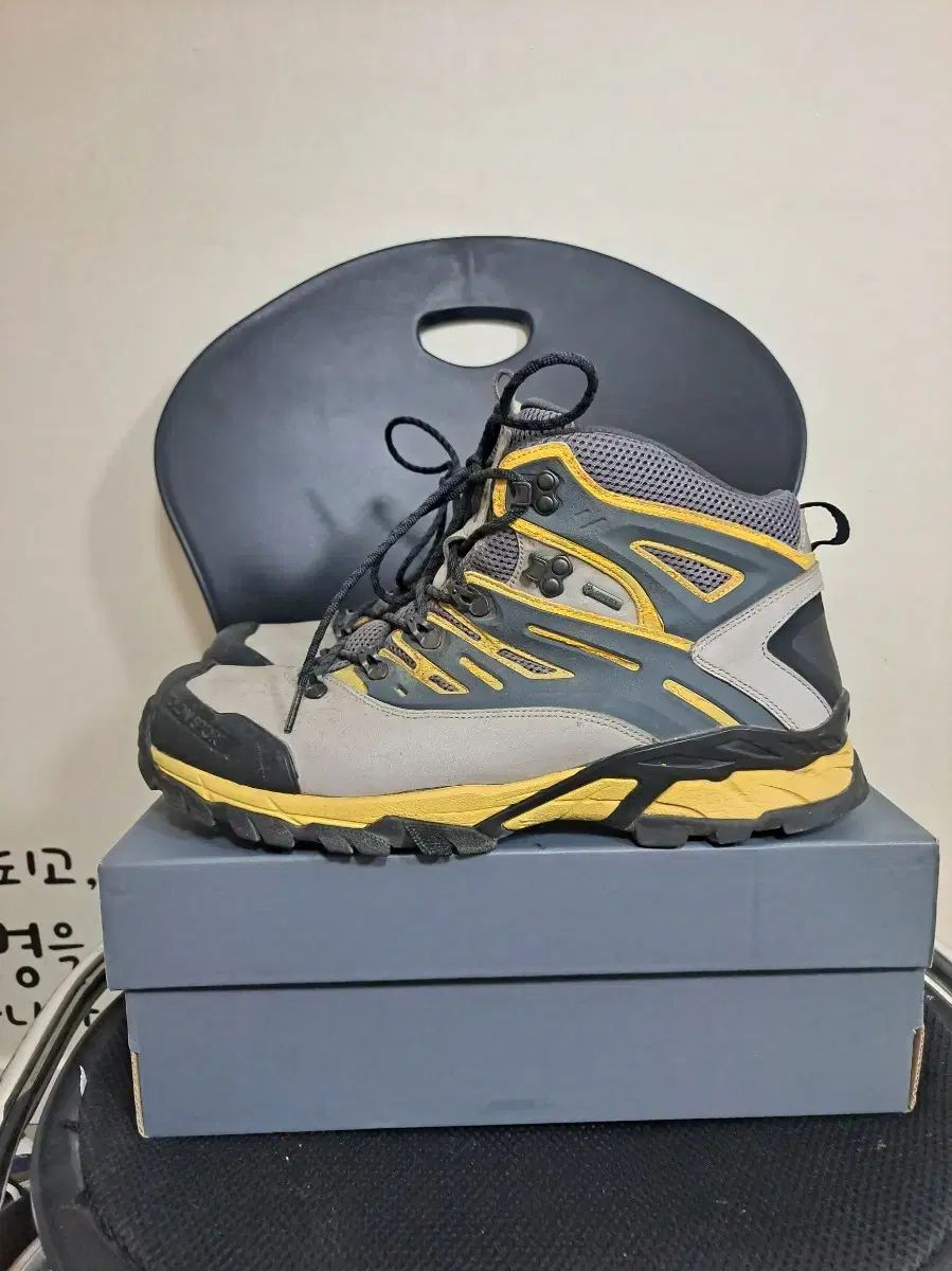 Kolon Sport コーロンスポーツ GORE-TEX ゴアテックス 登山靴 295 サイズ