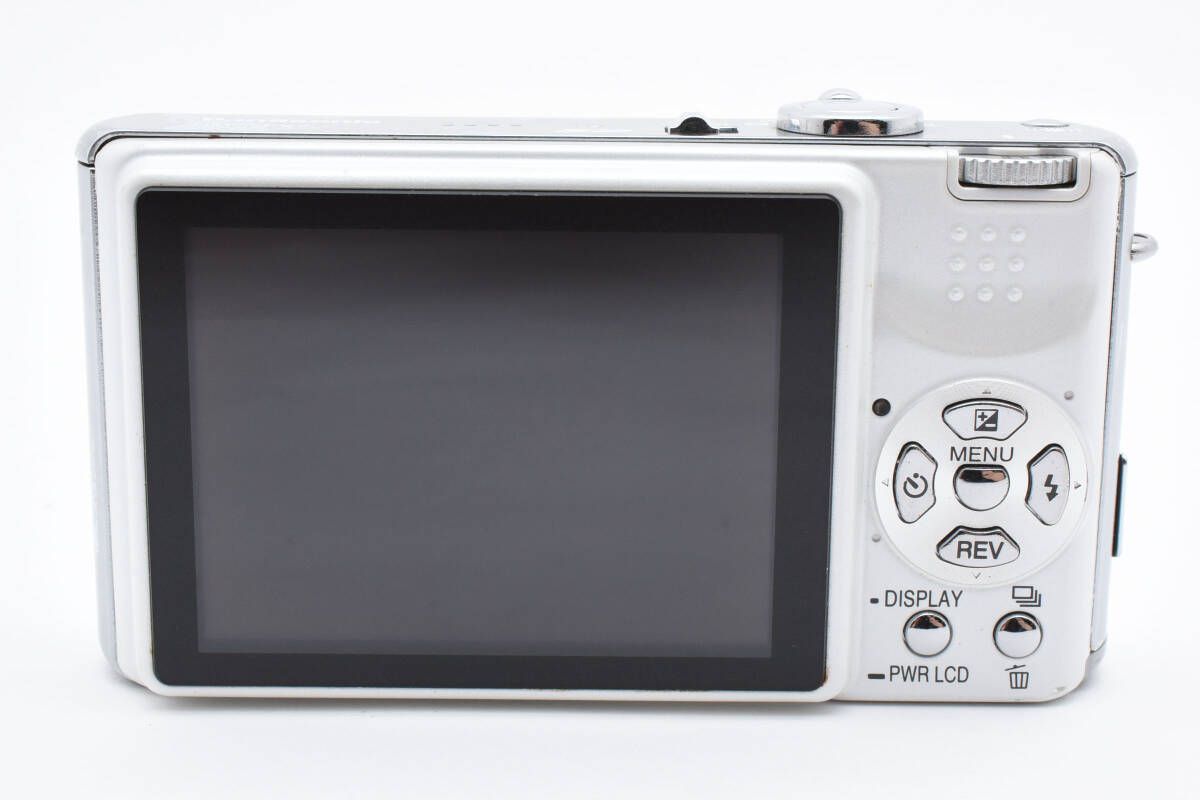 ☆パナソニック Panasonic LUMIX DMC-FX7 シルバー コンパクト