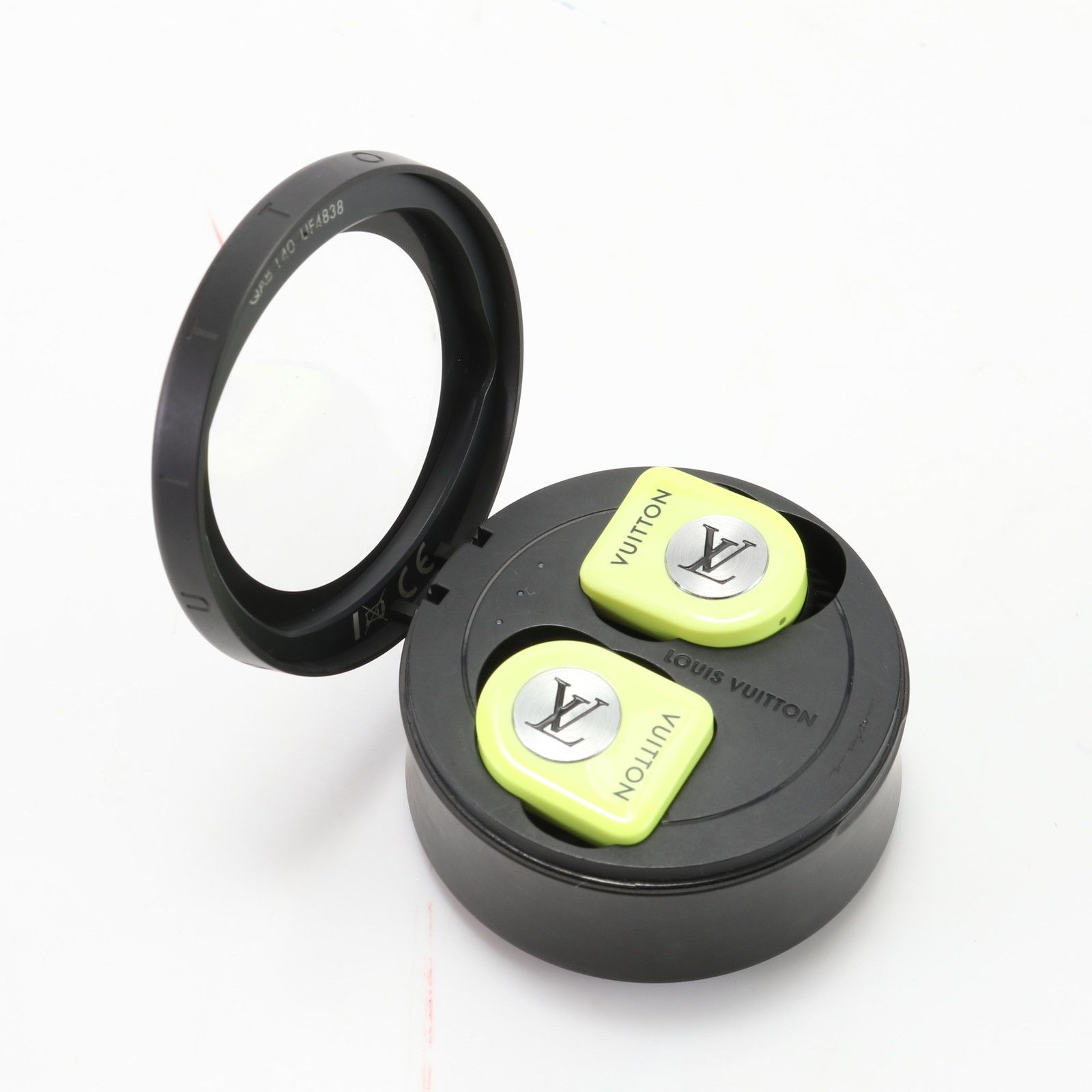 極美品 ルイヴィトン ホライゾン ワイヤレス イヤホン QAB140 イエロー