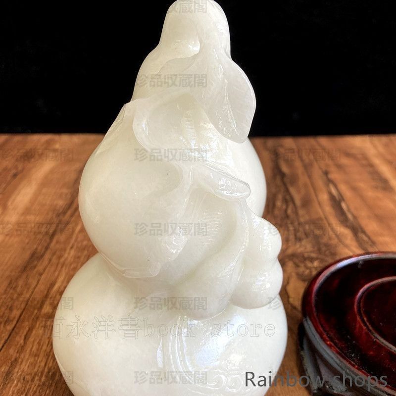 天然の玉彫刻白玉ひょうたんお祝いの置物です