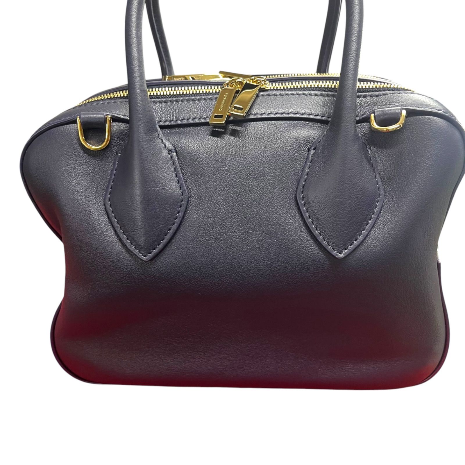 ○ほぼ未使用 フェラガモ FERRAGAMO トップハンドル ショルダー