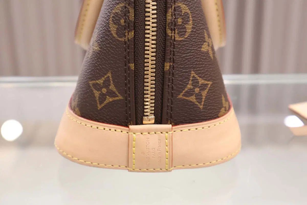 Louis Vuitton(ルイヴィトン) アルマ BB トートバッグ