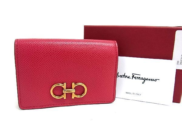 ■新品■未使用■ SalvatoreFerragamo フェラガモ IY-220371 ダブルガンチーニ レザー カードケース カード入れ ワインレッド系 AR7698