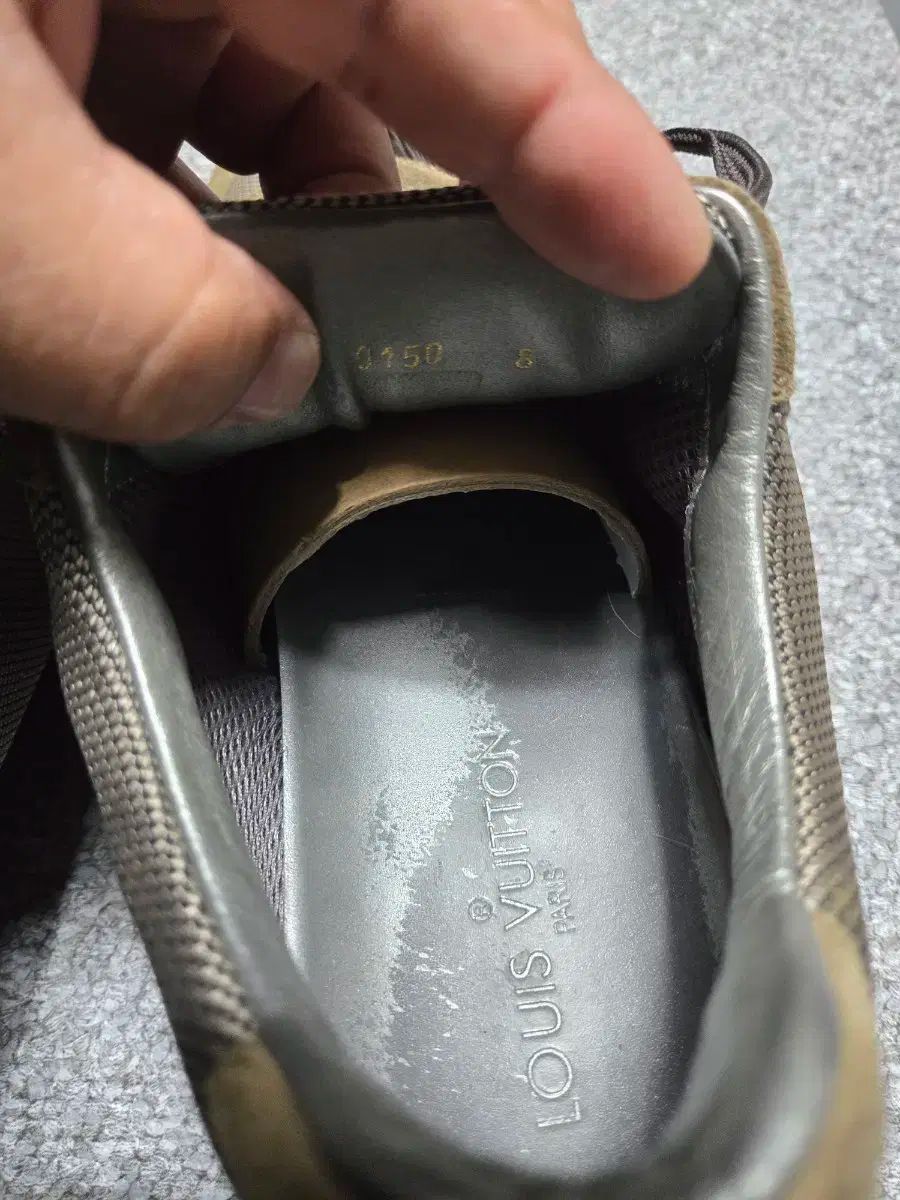  Louis Vuitton ルイヴィトン スエード スニーカーズ ブラウン スニーカー 靴