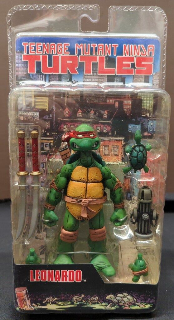 NECA ACTION FIGURE LEONARDO | ブリスターパッケージ 7インチ
