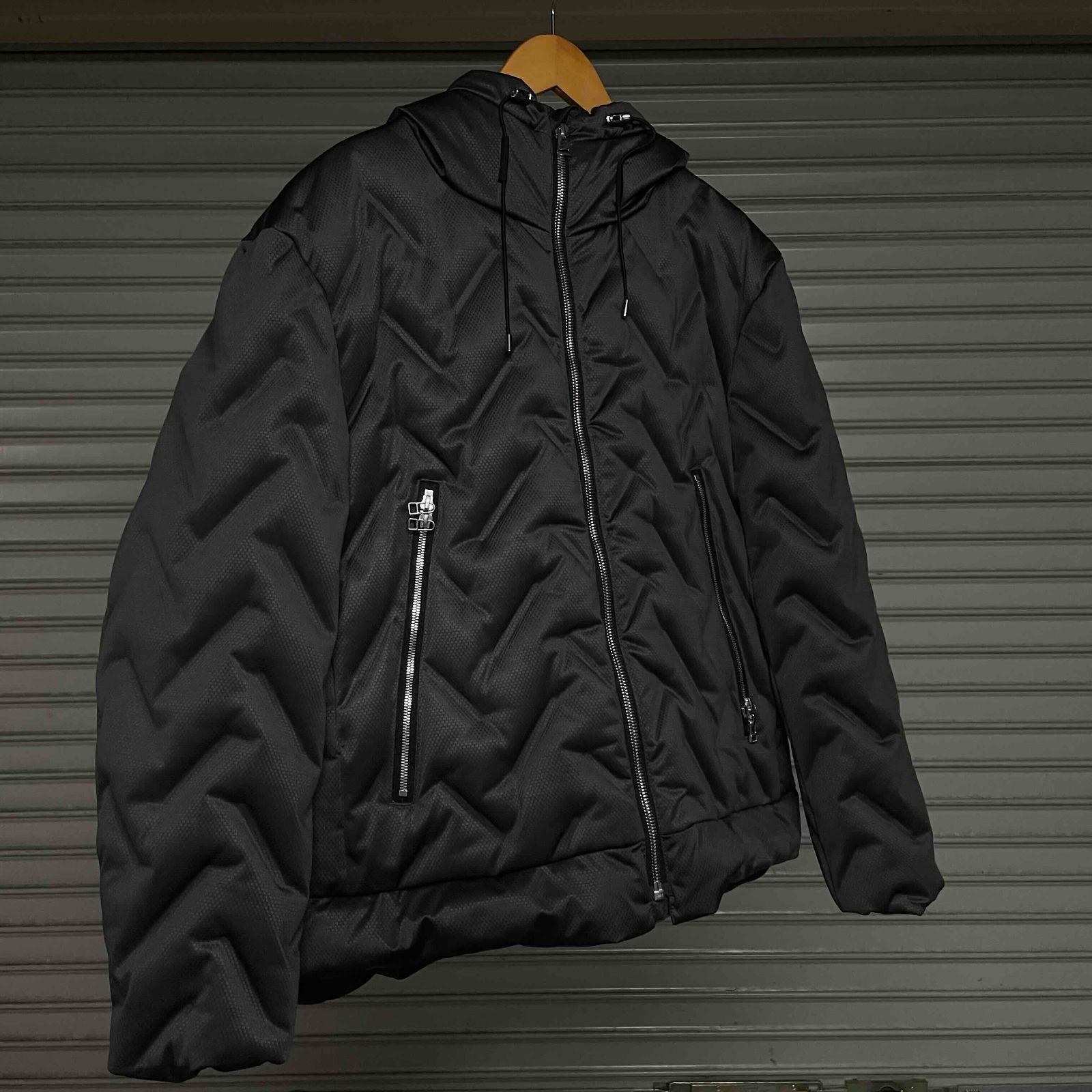 COMME CA MEN コムサ・メン シームレスダウン フーディーブルゾン ブラック サイズL