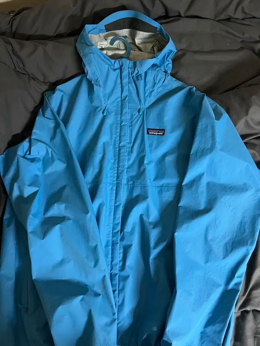 パタゴニア トレントシェル Lサイズ アナカパ カラー