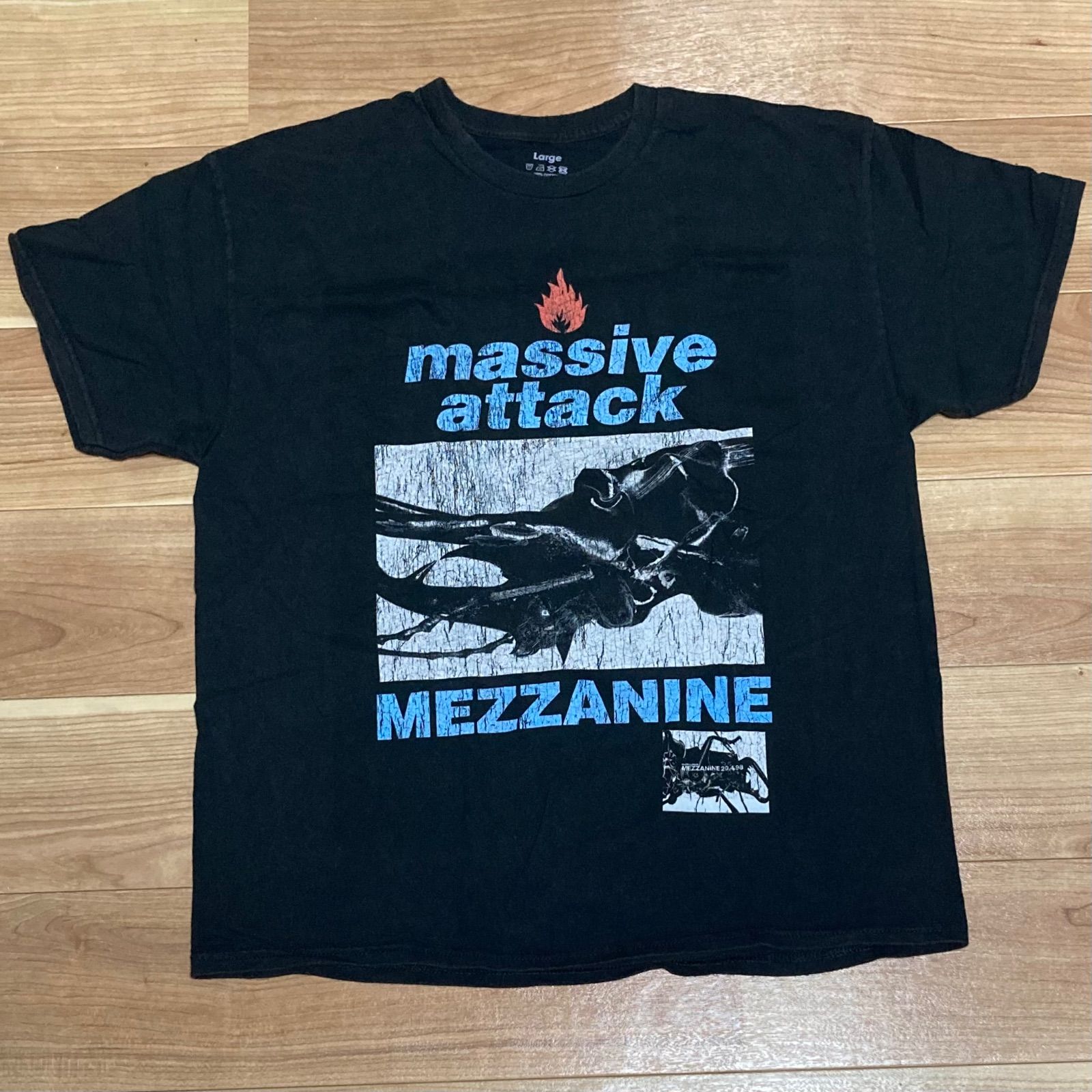② ◉massive attackマッシブアタック ツアーT ブラック MASSIVE 