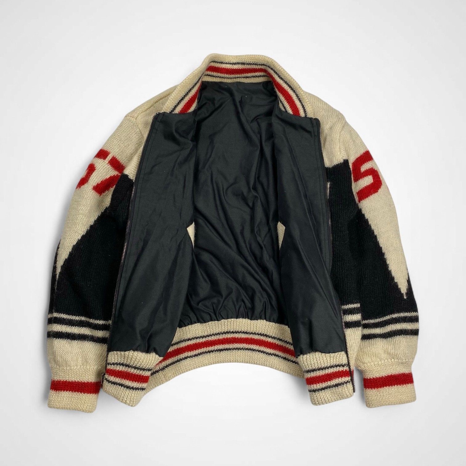 NICOLE CLUB 90s 刺繍 クロップド ボンバージャケット 短丈 NICOLE CLUB 90s 刺繍 クロップド ボンバージャケット 短丈