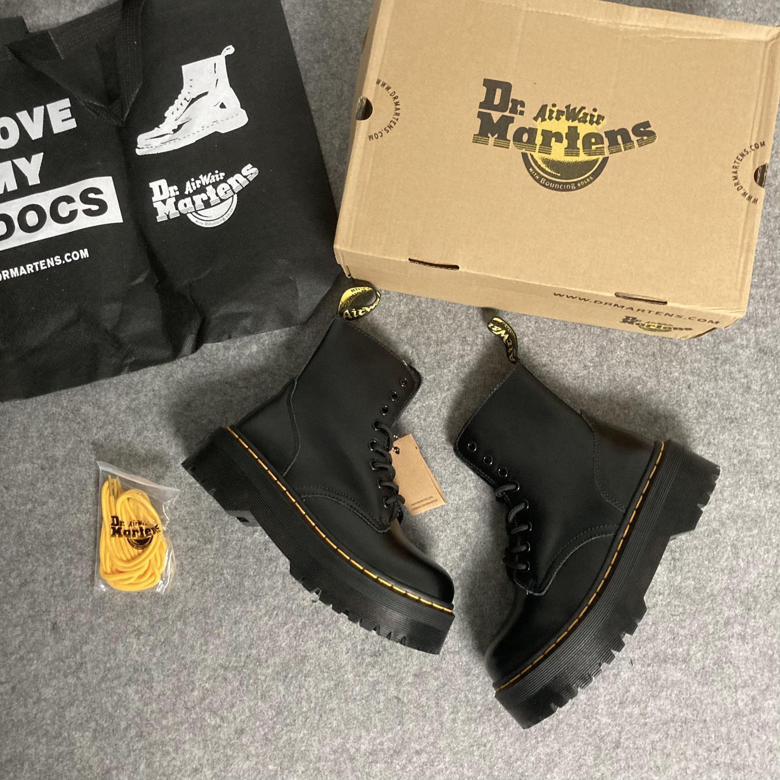 新品未使用 Dr.Martens ドクターマーチン JADON 8ホールブーツ 男女兼用 ドクターマーチン - メルカリ