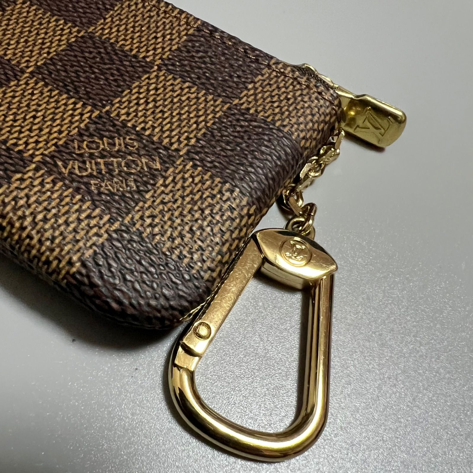 【未使用レベル】LOUIS VUITTON ルイヴィトン ダミエ ポシェットクレ キーチェーン キーケース 小銭入れ コインケース ブラウン  ゴールド金具