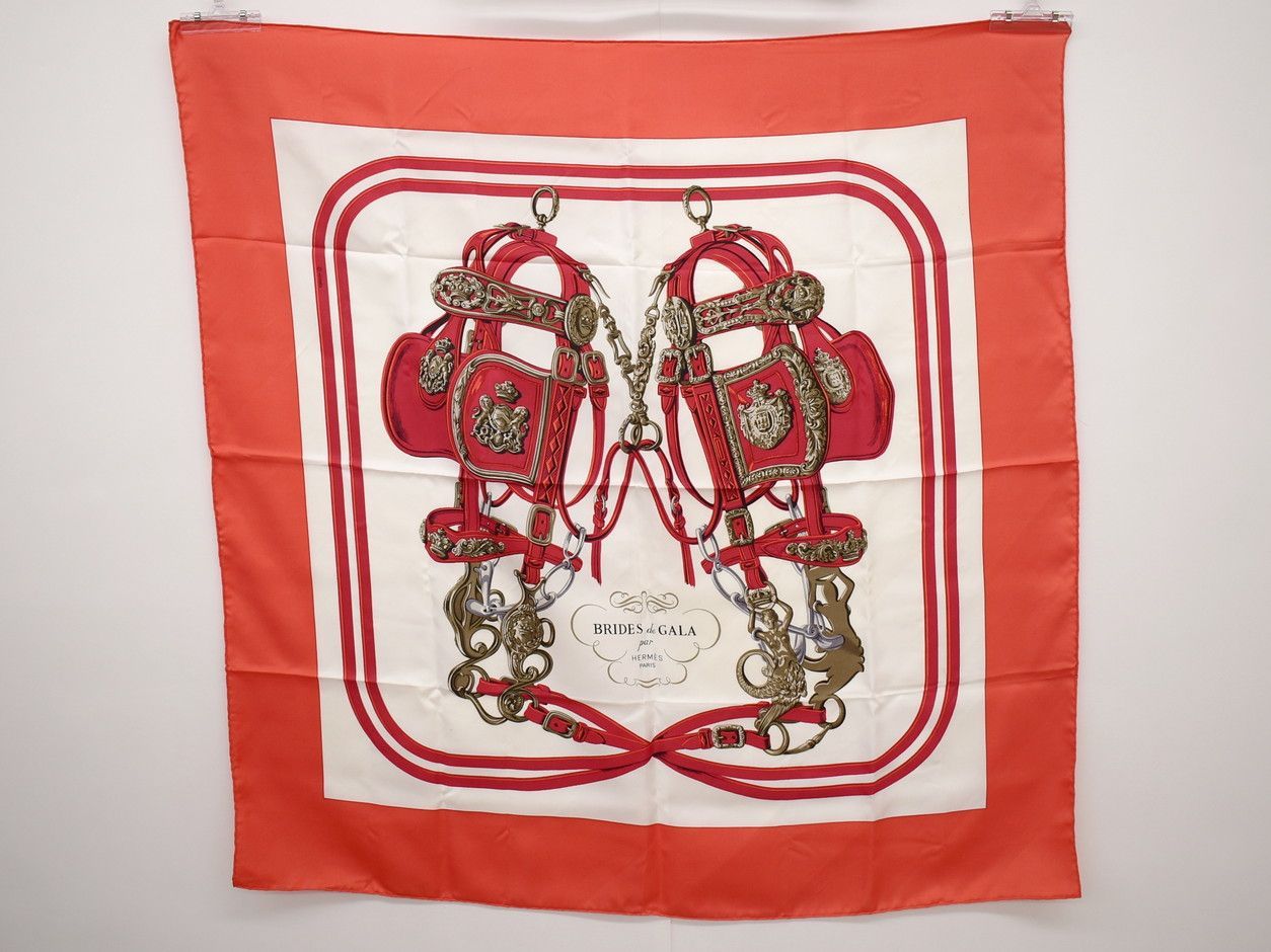 エルメス HERMES スカーフ カレ90 ブリッド ドゥ ガラ Brides de Gala