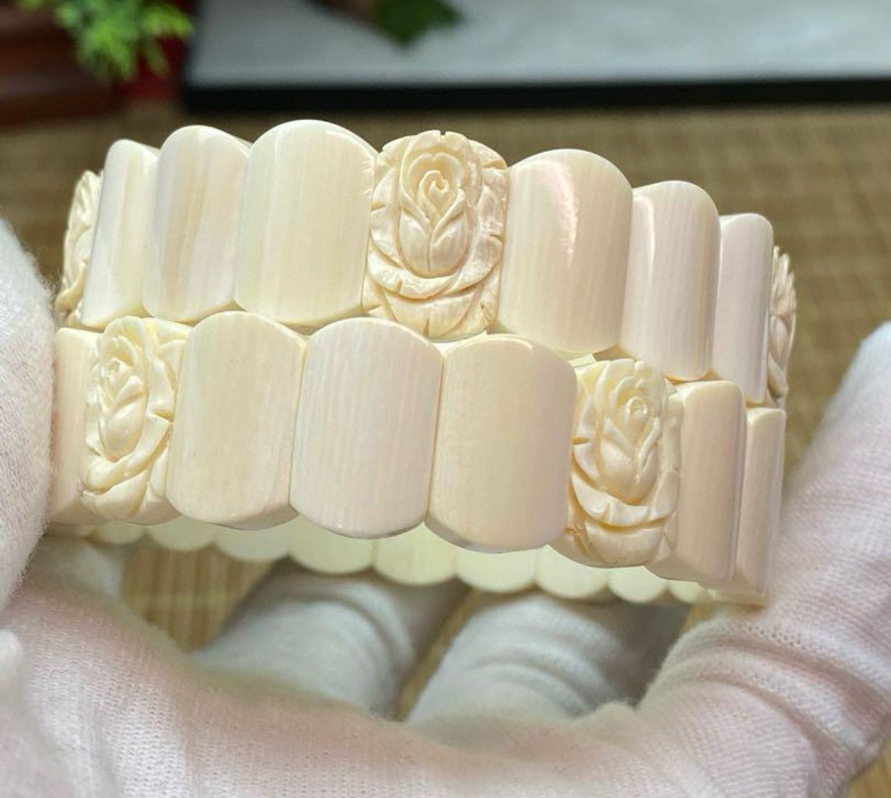 天然マンモス牙美しい手作り彫刻 バラハンドブレスレット 【公式通販】