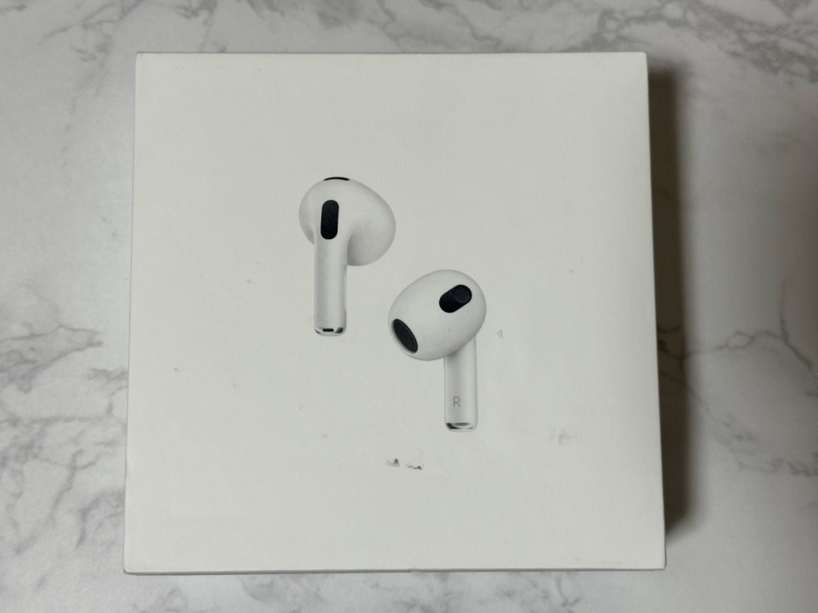 ほぼ新品 Apple Airpods (第3世代) MME73J/A - メルカリ