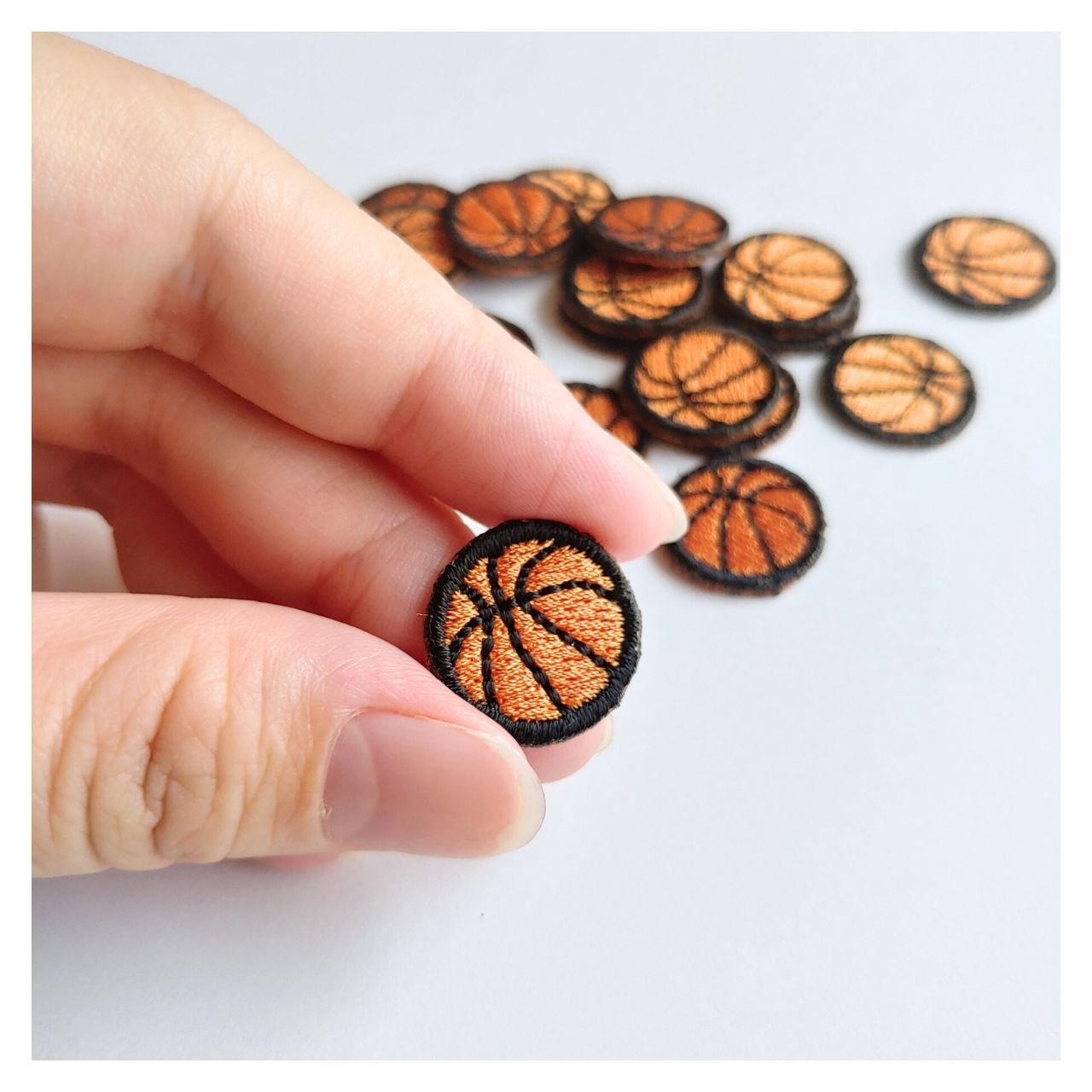 バスケットボール)6枚入り刺繍ワッペン - メルカリ