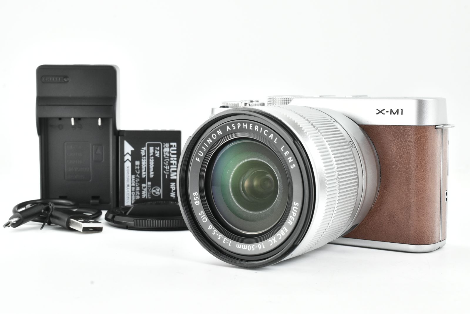美品】Fujifilm X-M1 16.3MP Digital Camera XC 16-50mm f3.5