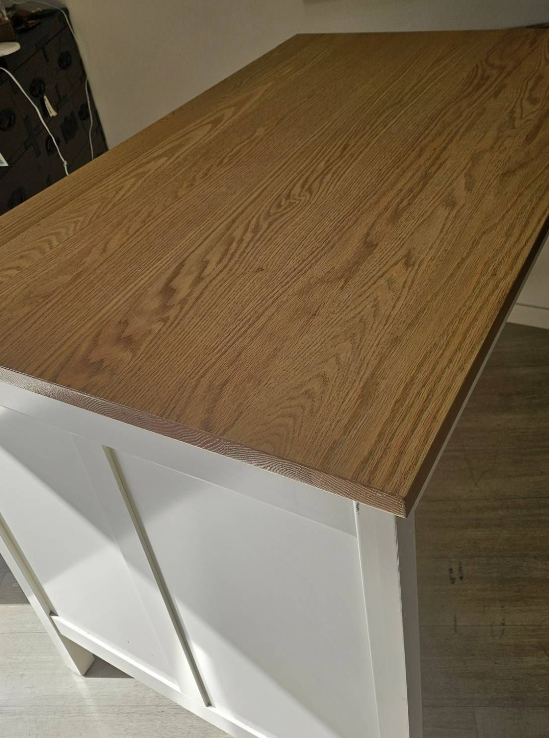 トルンヴィーケン アイランドキッチン