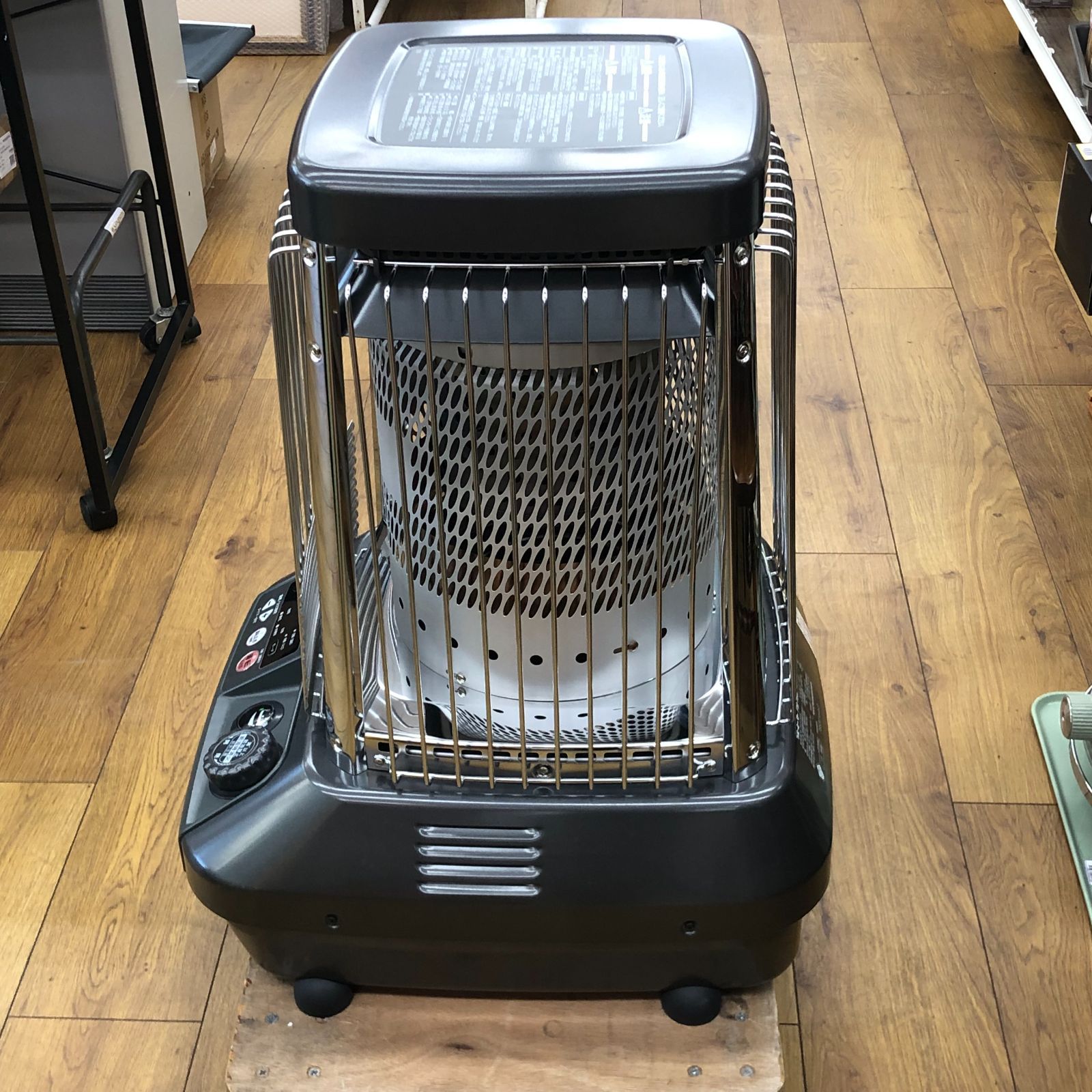 アウトレット 【店頭渡し】ダイニチ 業務用ブルーヒーター ＦＭ－１９６Ｎ 47/65畳