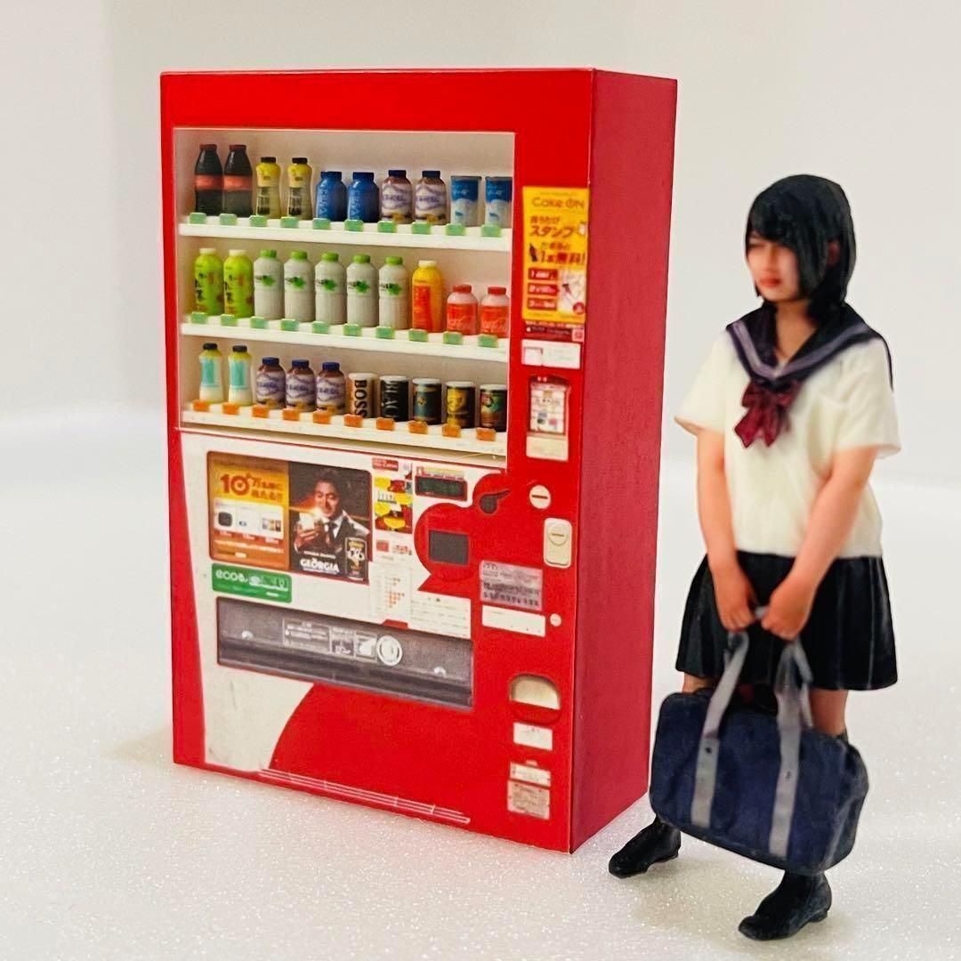 1/24 飲物立体　自販機　ミニチュア　フィギュアに　ミニカーに　1/64より大　ドールハウス　ミニカーに　ジオラマに　ミニチュアイメージ