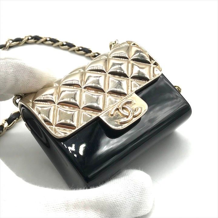 CHANEL シャネル