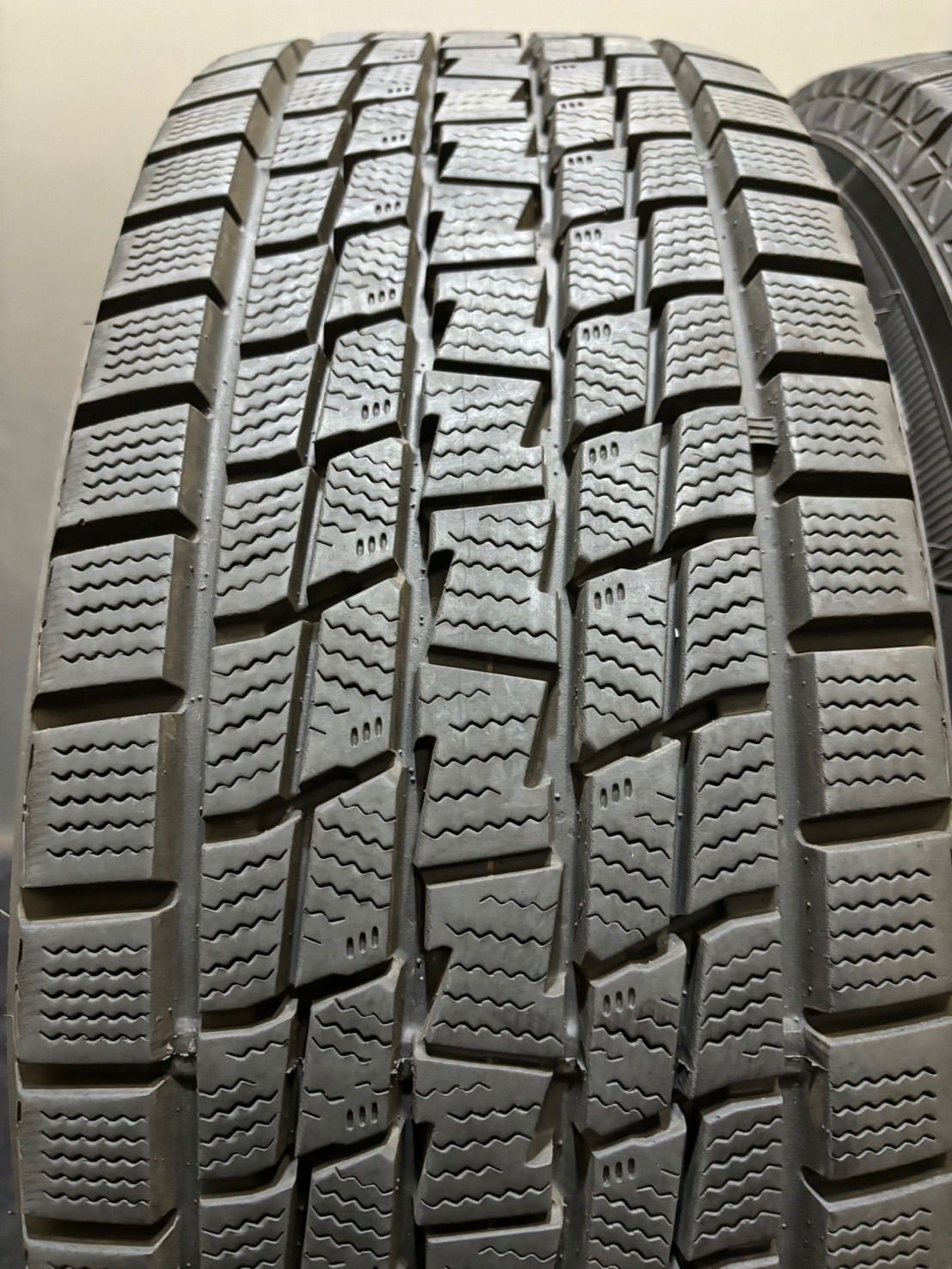 ★215/65R16 GOODYEAR/ICENAVI SUV 21年製 JEEP レネゲード 純正 スチール 16インチ 6.5J +40 110 5H スタッドレス 4本 (2-G495)